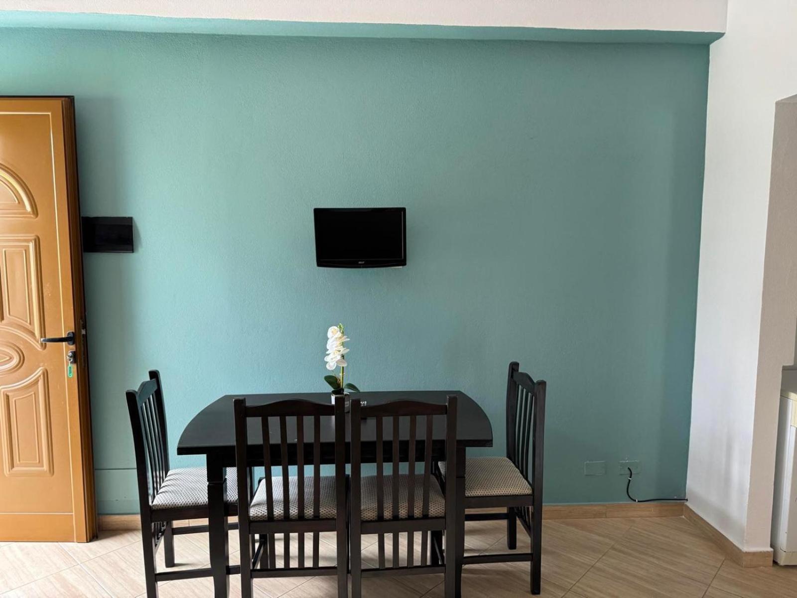 Vlora Villa Apartamento *
